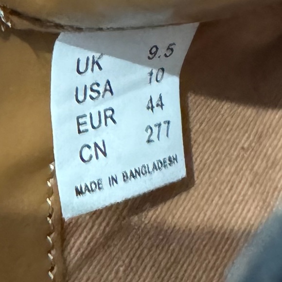 Armani jeans shoes never worn - Picture 2 of 5